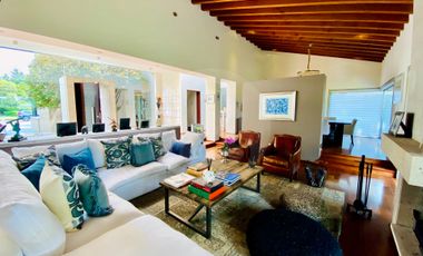 Casa en renta en Club de Golf los Encinos