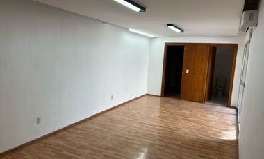 Oficina en renta Providencia
