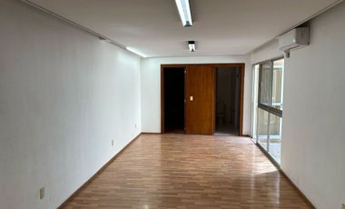 Oficina en renta Providencia