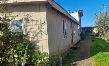 CASA EN VENTA EN FRUTILLAR ALTO
