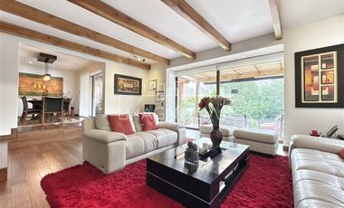 Casa en Arriendo en Quinchamali, Las Condes