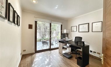 Casa en Arriendo en Quinchamali, Las Condes