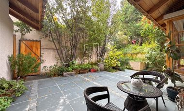 Casa en Arriendo en Quinchamali, Las Condes