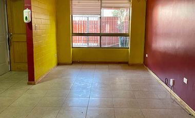CASA EN ARRIENDO EN CONDOMINIO VALLE ESCONDIDO