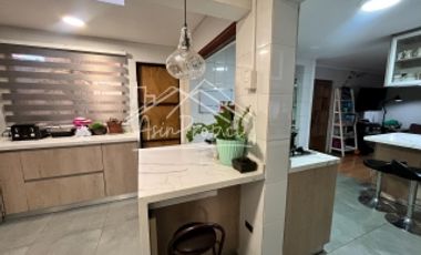 CASA CON PISCINA Y QUINCHO EN CONDOMINIO