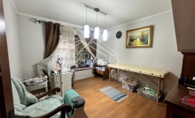 CASA CON PISCINA Y QUINCHO EN CONDOMINIO