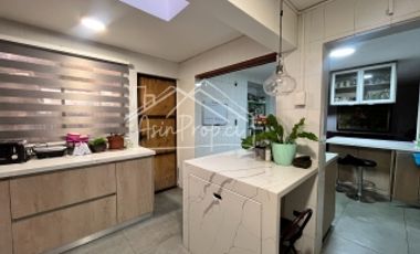 CASA CON PISCINA Y QUINCHO EN CONDOMINIO