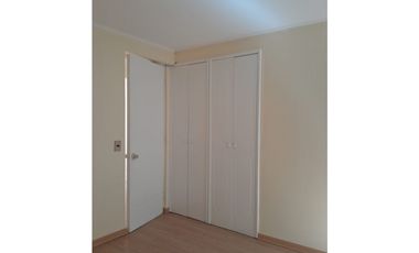 SE ARRIENDA HERMOSA CASA SECTOR LA COLINA CERCANA  A SCUOLA ITALIANA