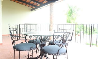 Hermosa casa a estrenar en San Juan Cosala-Chapala