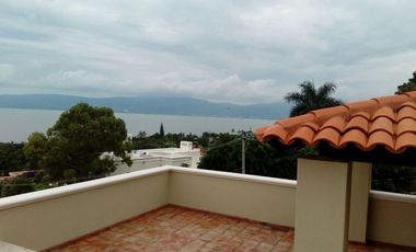 Hermosa casa a estrenar en San Juan Cosala-Chapala