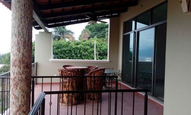 Hermosa casa a estrenar en San Juan Cosala-Chapala