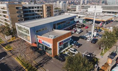 Local Comercial en Arriendo en Av. La Dehesa 457, Lo Barnechea