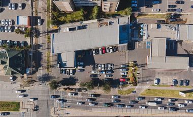 Local Comercial en Arriendo en Av. La Dehesa 457, Lo Barnechea