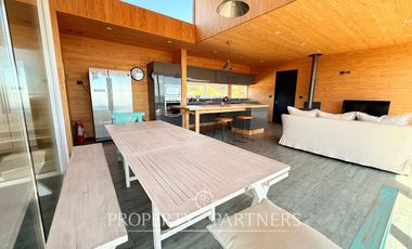 Pichilemu, Casa con Despejada vista al mar en el Pangal