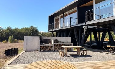 Pichilemu, Casa con Despejada vista al mar en el Pangal