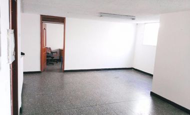 OFICINA O LOCAL EN EXCELENTE UBICACION CERCA A ALCALDIA PUENTE ARANDA