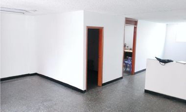 OFICINA O LOCAL EN EXCELENTE UBICACION CERCA A ALCALDIA PUENTE ARANDA