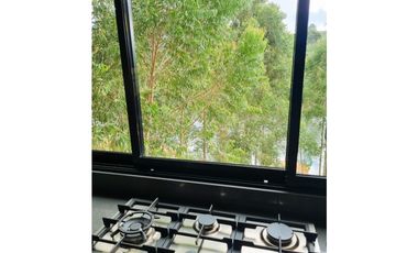 Casa en venta de dos niveles en El Peñol - La Cristalina