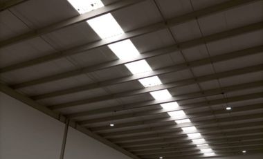 VENTA DE NAVE INDUSTRIAL SOBRE LA AUTOPISTA 57, M´ÉXICO QUERETARO