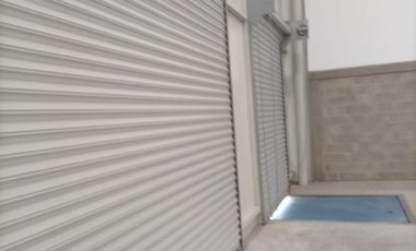 VENTA DE NAVE INDUSTRIAL SOBRE LA AUTOPISTA 57, M´ÉXICO QUERETARO