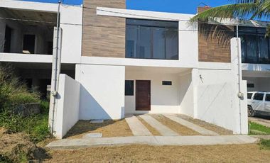 Estrena hermosa casa en Tuxpan, Ver., a 5 minutos de Liverpool.