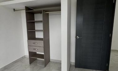 Venta de casa moderna para estrenar, a 5 minutos de Liverpool