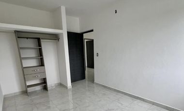 Venta de casa moderna para estrenar, a 5 minutos de Liverpool