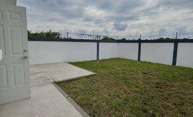 Venta de casa moderna para estrenar, a 5 minutos de Liverpool