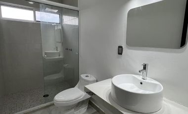 Venta de casa moderna para estrenar, a 5 minutos de Liverpool