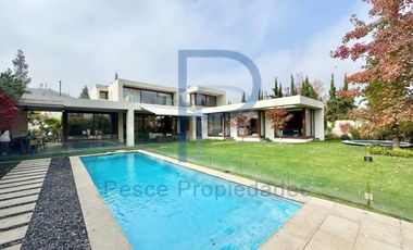 ESPECTACULAR CASA ARQUITECTURA MODERNA-TRAPENSES