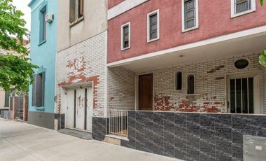 Casa en venta a refaccionar. OPORTUNIDAD