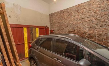 Casa en venta a refaccionar. OPORTUNIDAD