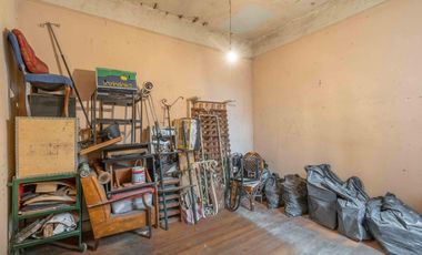 Casa en venta a refaccionar. OPORTUNIDAD