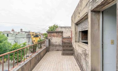 Casa en venta a refaccionar. OPORTUNIDAD