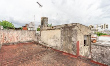 Casa en venta a refaccionar. OPORTUNIDAD
