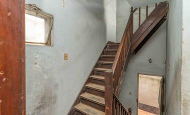 Casa en venta a refaccionar. OPORTUNIDAD