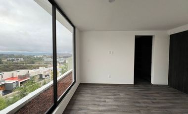 CASA EN PASEO DEL PARQUE, TRES MARÍAS