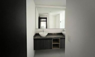 CASA EN PASEO DEL PARQUE, TRES MARÍAS