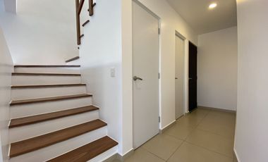 Casa en Venta Fraccionamiento Vista Bosques, a 25 minutos de Santa Fe CDMX.