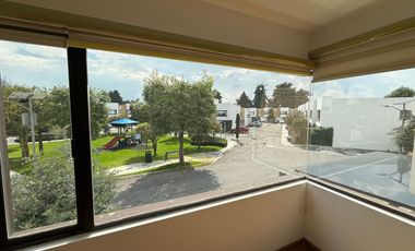 Casa en Venta Fraccionamiento Vista Bosques, a 25 minutos de Santa Fe CDMX.