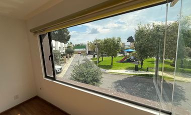 Casa en Venta Fraccionamiento Vista Bosques, a 25 minutos de Santa Fe CDMX.