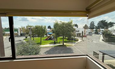 Casa en Venta Fraccionamiento Vista Bosques, a 25 minutos de Santa Fe CDMX.