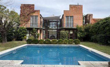 Alquiler, Casa, 4 dormitorios, piscina, jardin