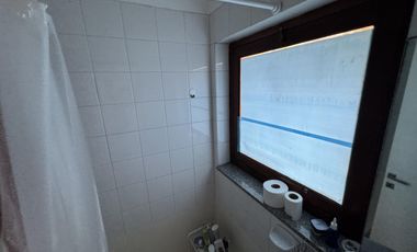 Alquiler, Casa, 4 dormitorios, piscina, jardin
