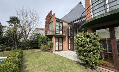 Alquiler, Casa, 4 dormitorios, piscina, jardin