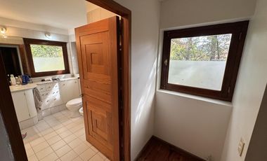 Alquiler, Casa, 4 dormitorios, piscina, jardin