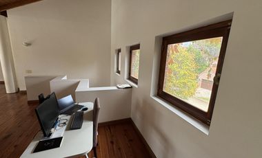 Alquiler, Casa, 4 dormitorios, piscina, jardin