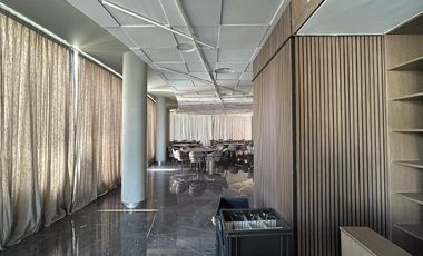 Departamento 3 ambientes en venta en Vicente López con Amenities cochera