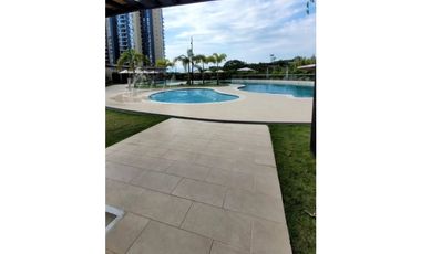 SE VENDE APARTAMENTO EN CERRITOS