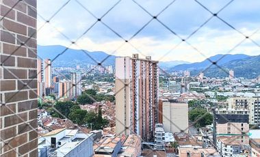 Venta apartamento con zonas comunes en Sabaneta, sector Alcázar